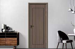 新品上市鑫顺来X-8101平开镶黑色金属条实木烤漆门